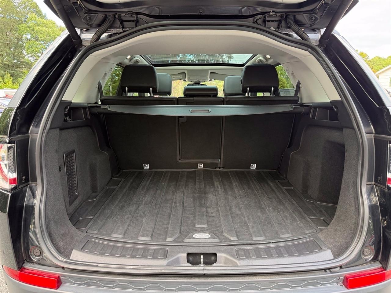 Land Rover Discovery Sport  2017
