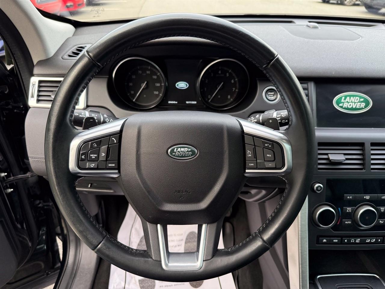 Land Rover Discovery Sport  2017