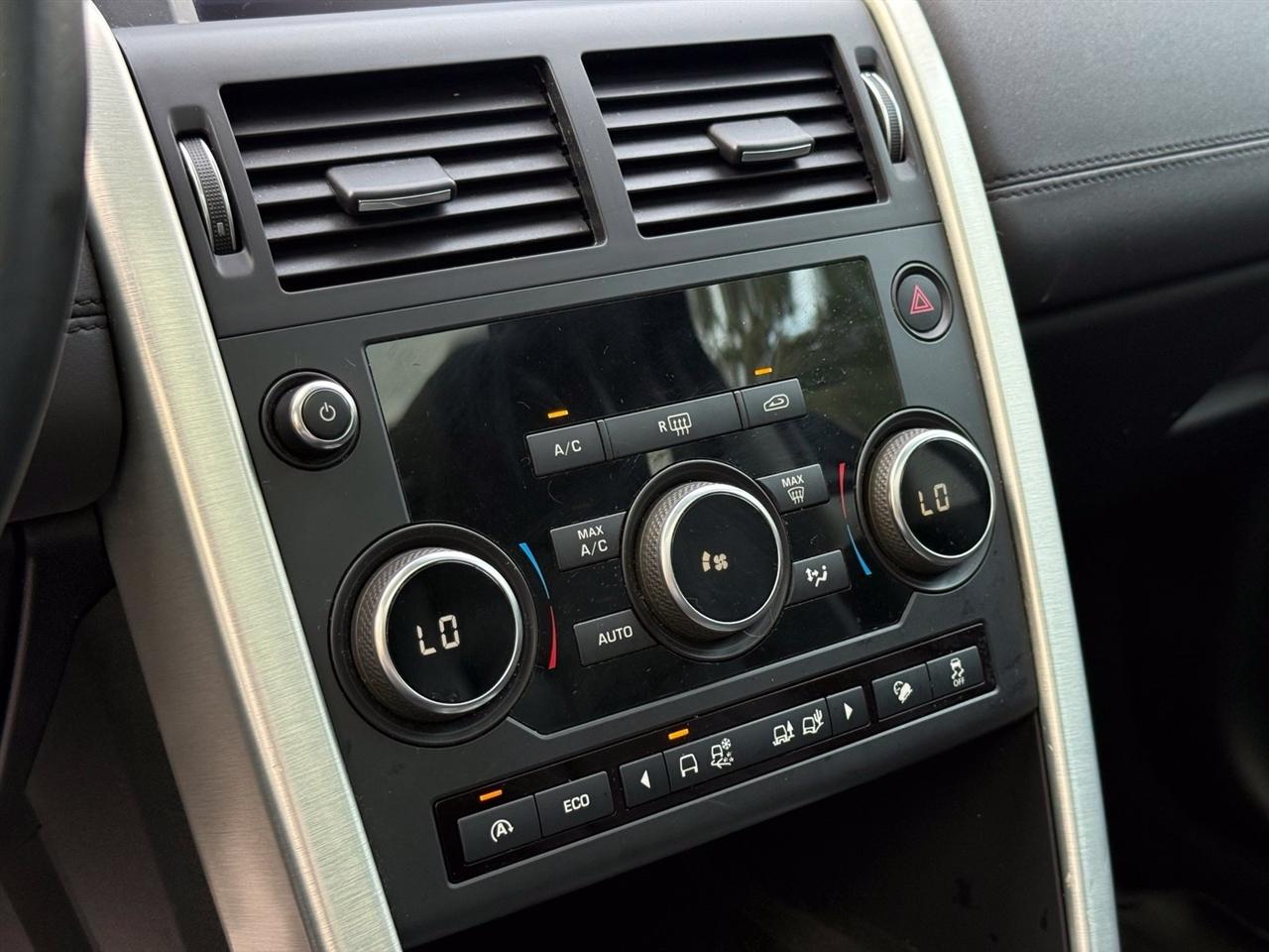 Land Rover Discovery Sport  2017
