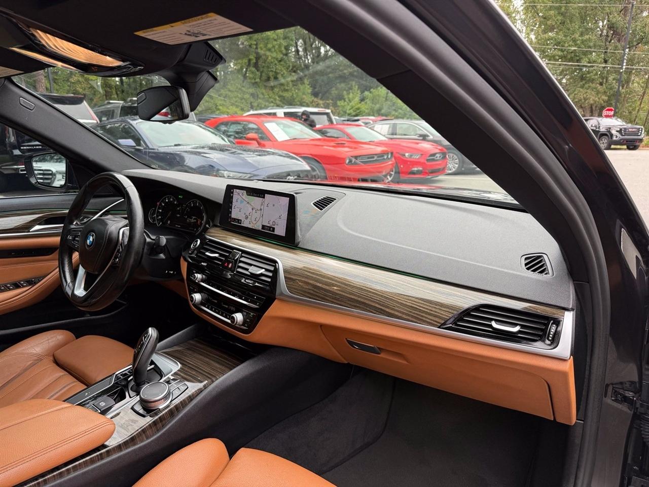 BMW 5-Series  2018
