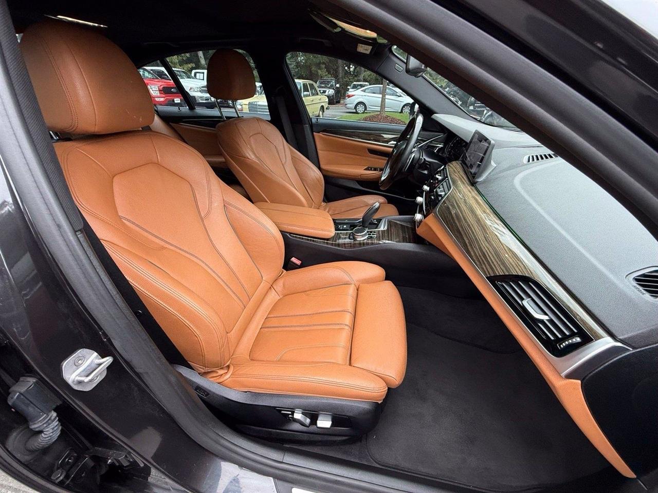 BMW 5-Series  2018