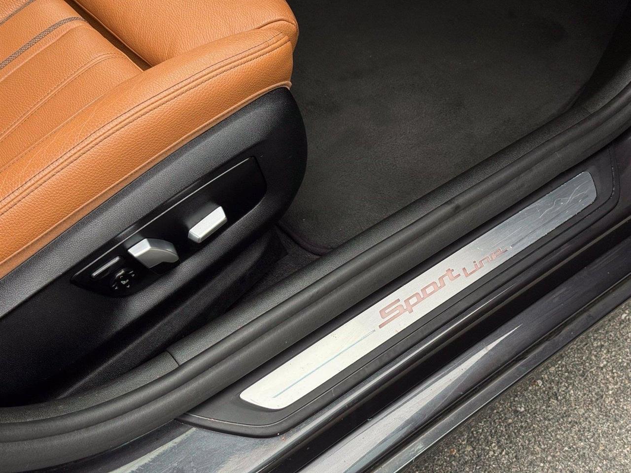 BMW 5-Series  2018