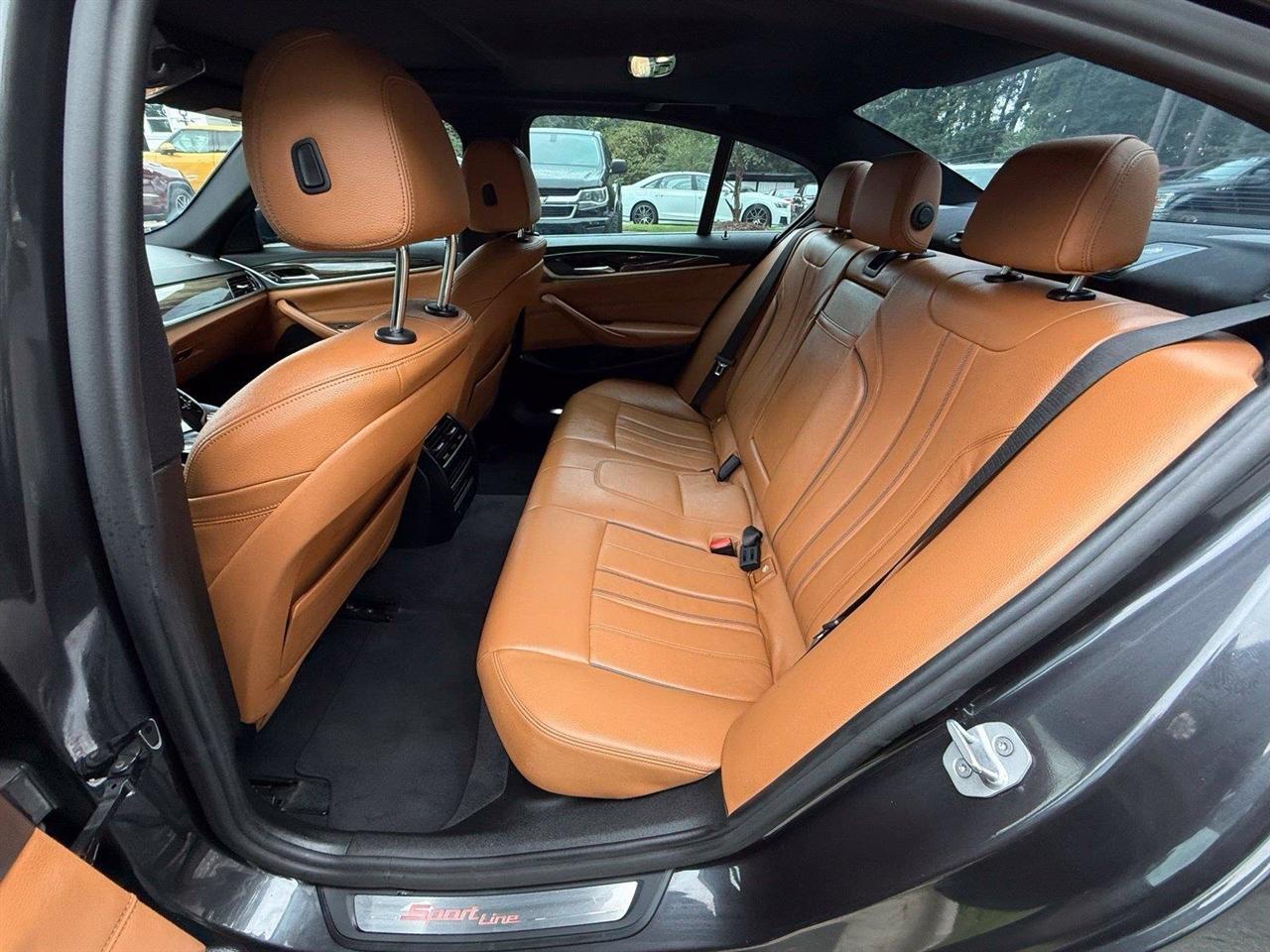 BMW 5-Series  2018