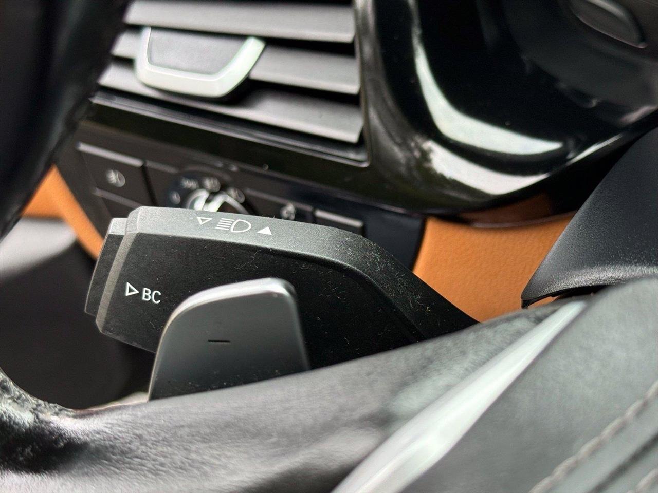 BMW 5-Series  2018