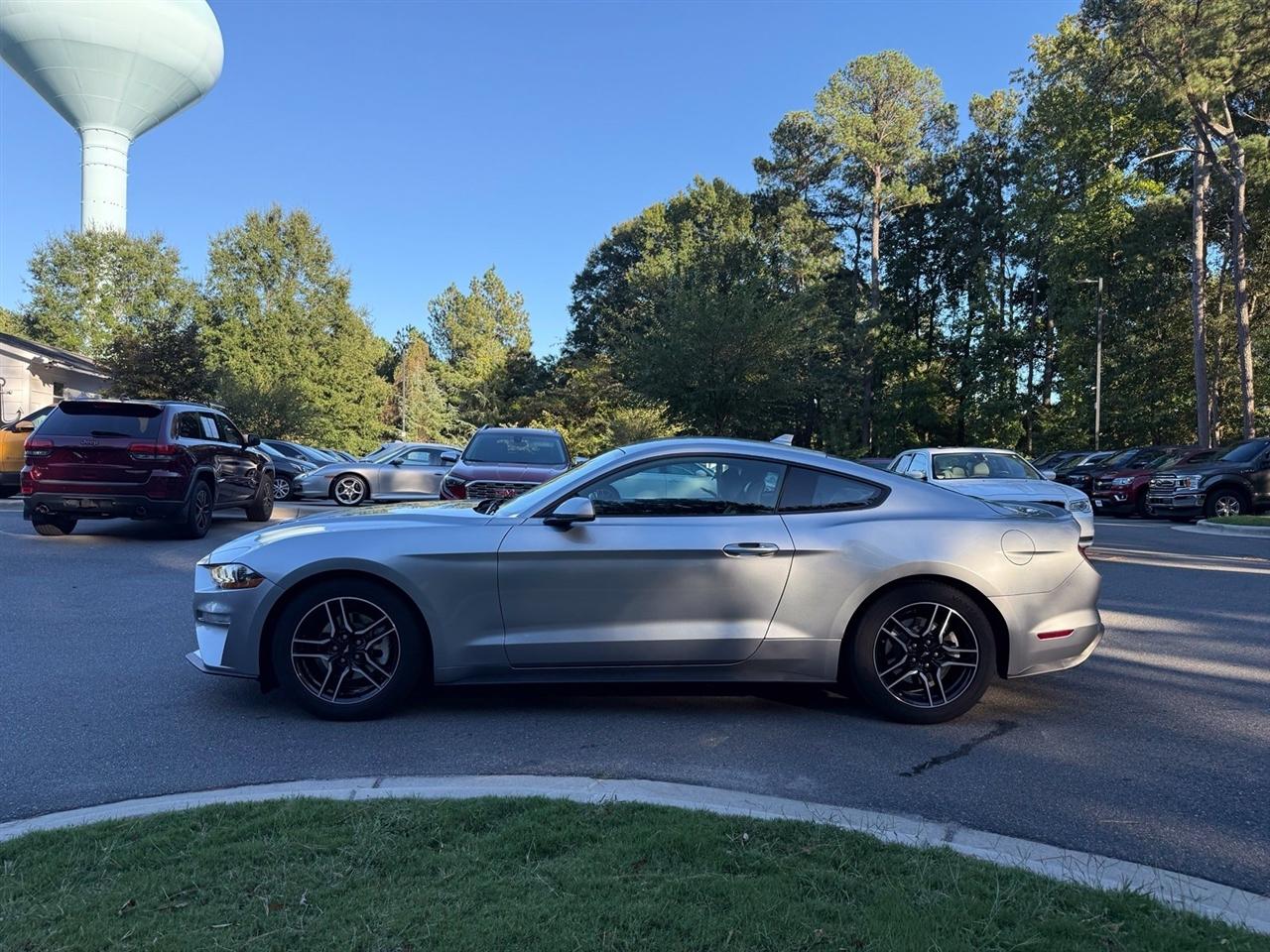 Ford Mustang  2023