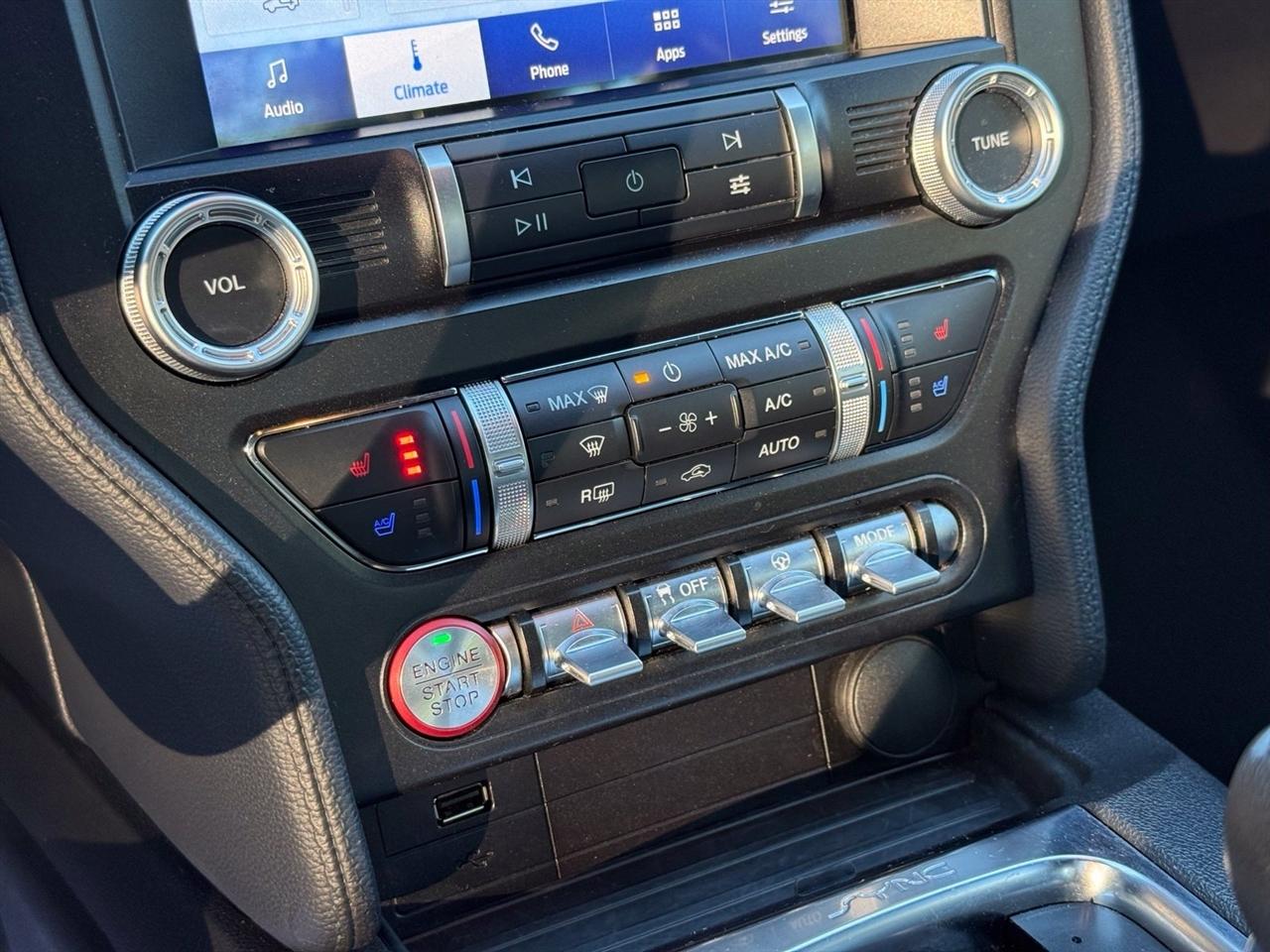 Ford Mustang  2023