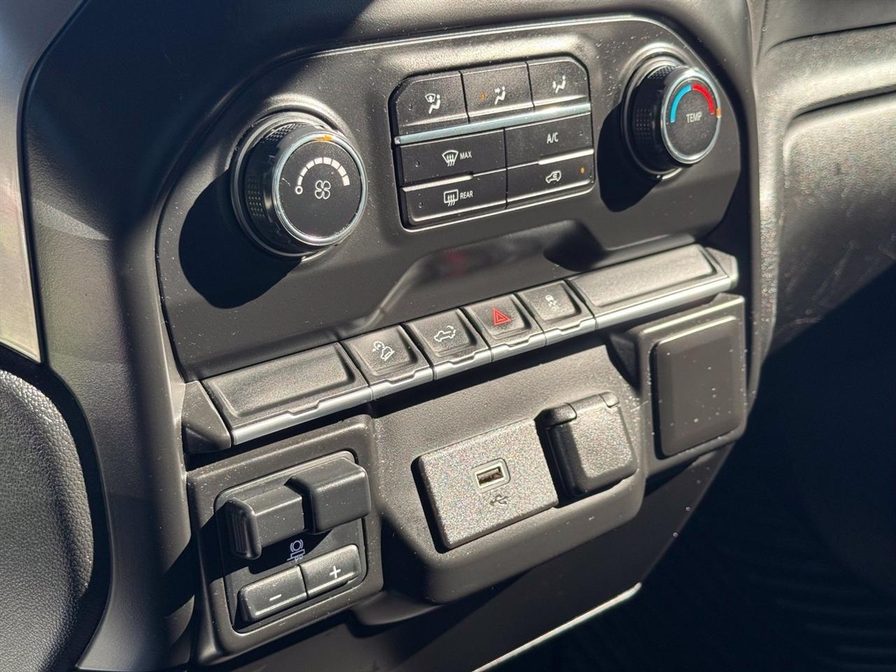 Chevrolet Silverado 1500  2020