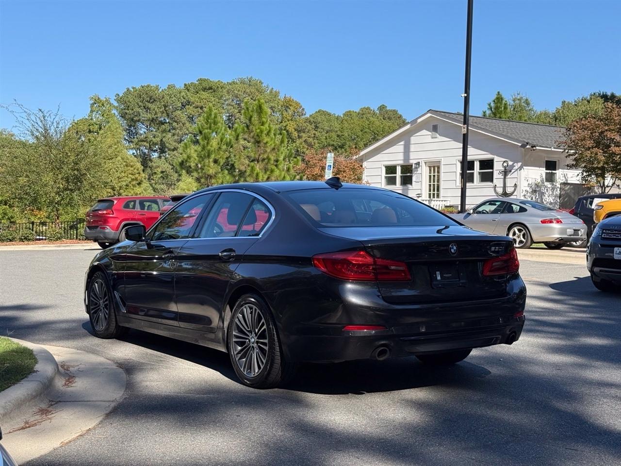 BMW 5-Series  2018