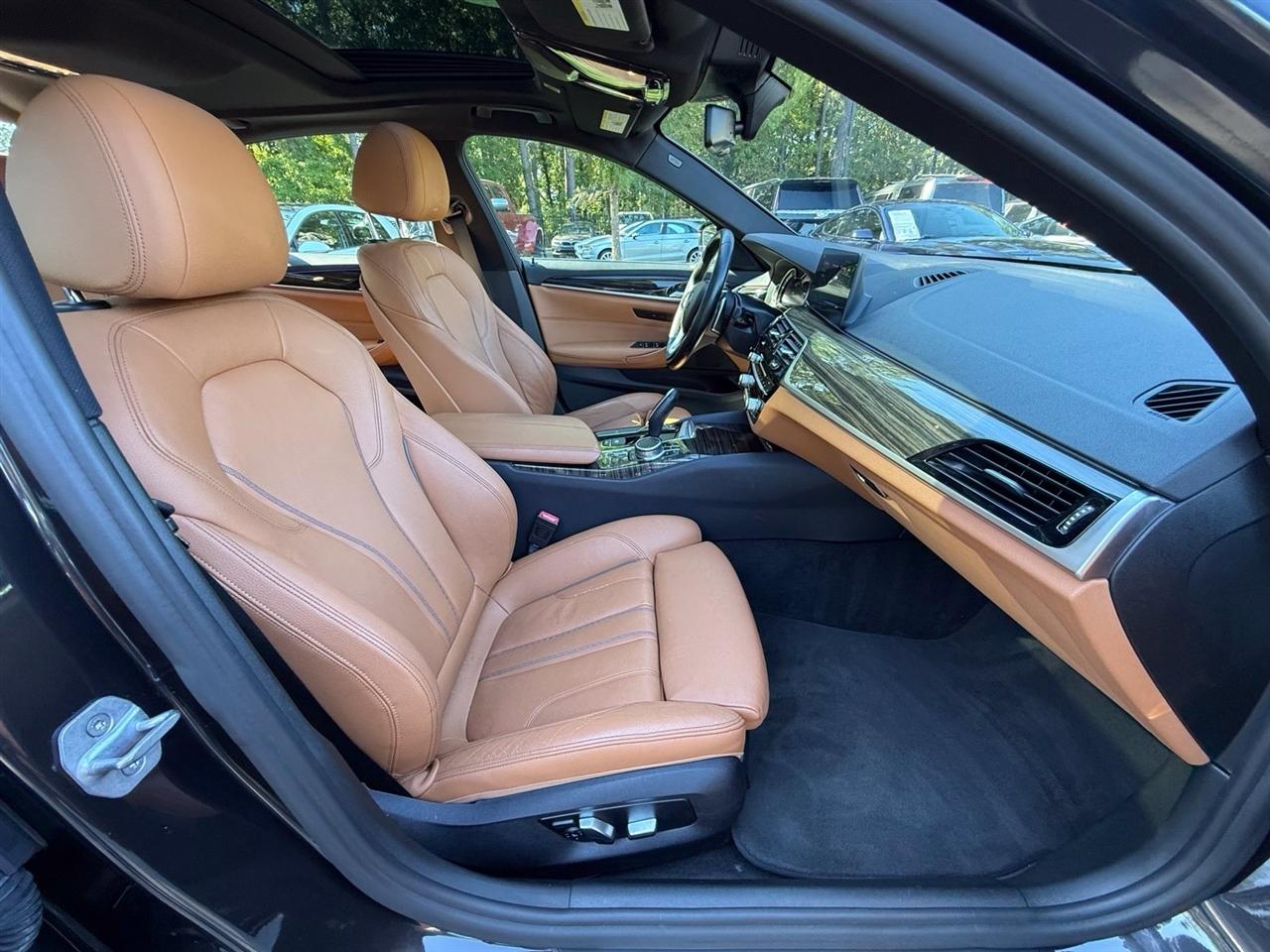 BMW 5-Series  2018