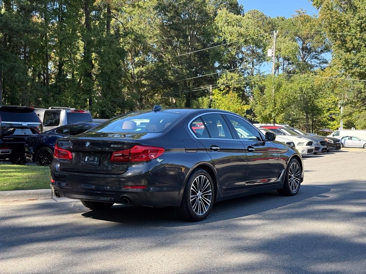 BMW 5-Series  2018