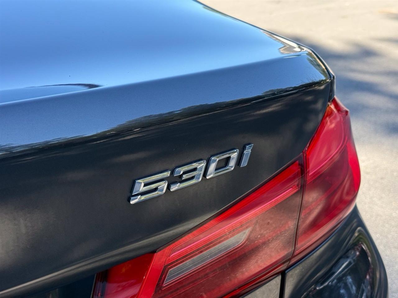 BMW 5-Series  2018