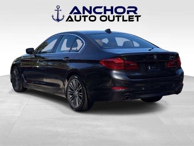 BMW 5-Series  2018