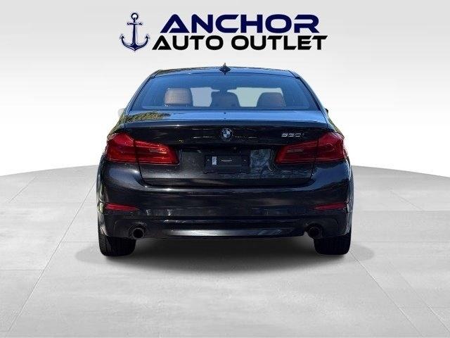 BMW 5-Series  2018