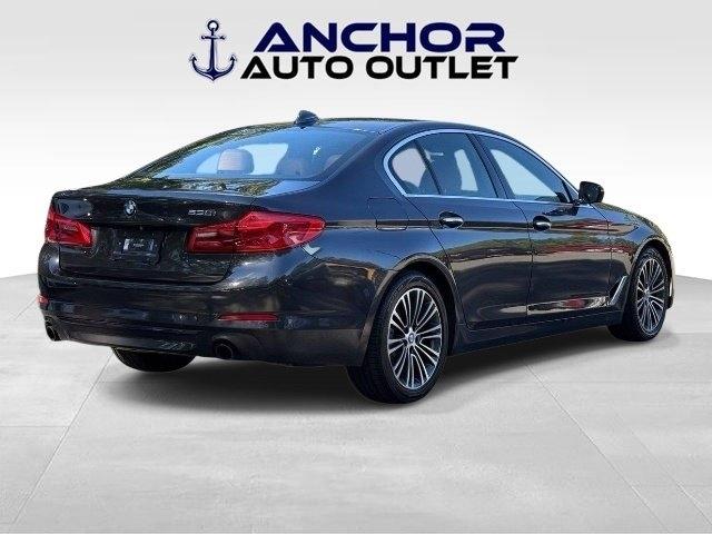 BMW 5-Series  2018