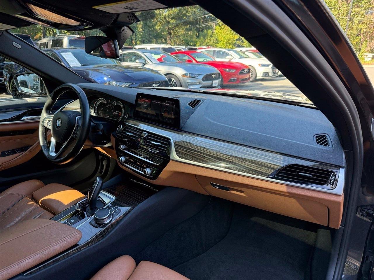 BMW 5-Series  2018