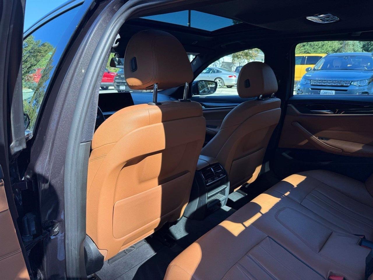 BMW 5-Series  2018