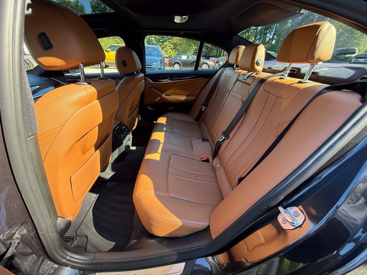 BMW 5-Series  2018