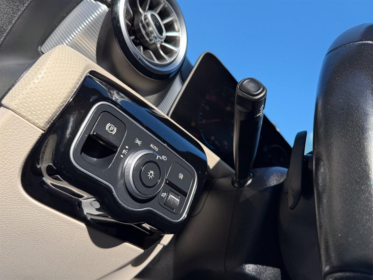 Mercedes-Benz CLA-Class  2020