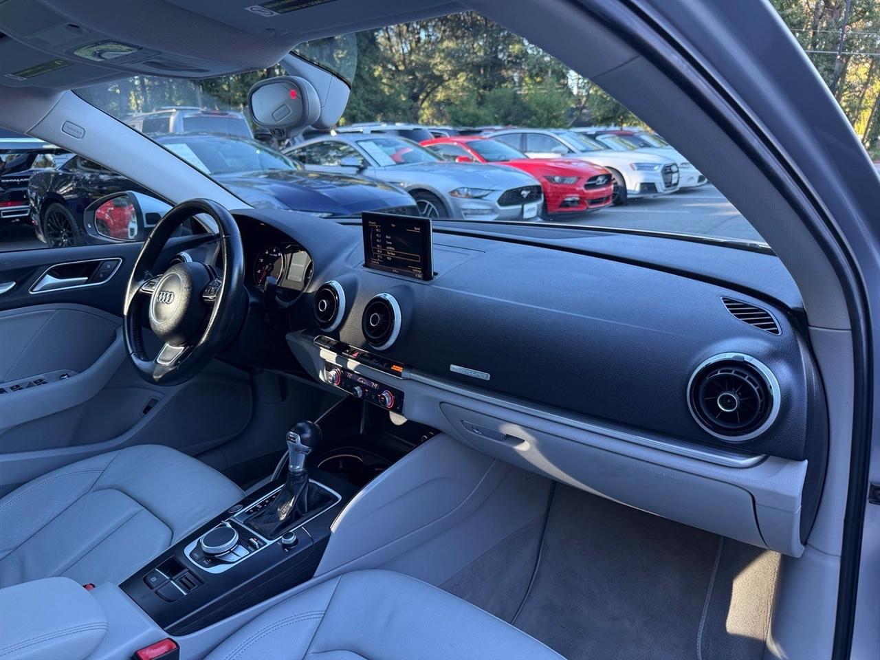Audi A3  2015