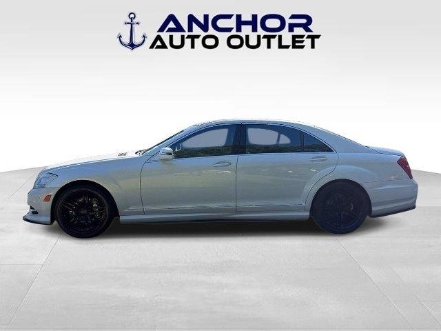 Mercedes-Benz S-Class  2010
