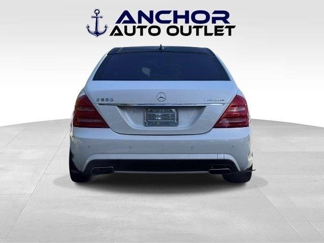 Mercedes-Benz S-Class  2010