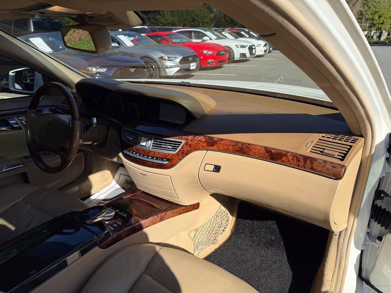 Mercedes-Benz S-Class  2010