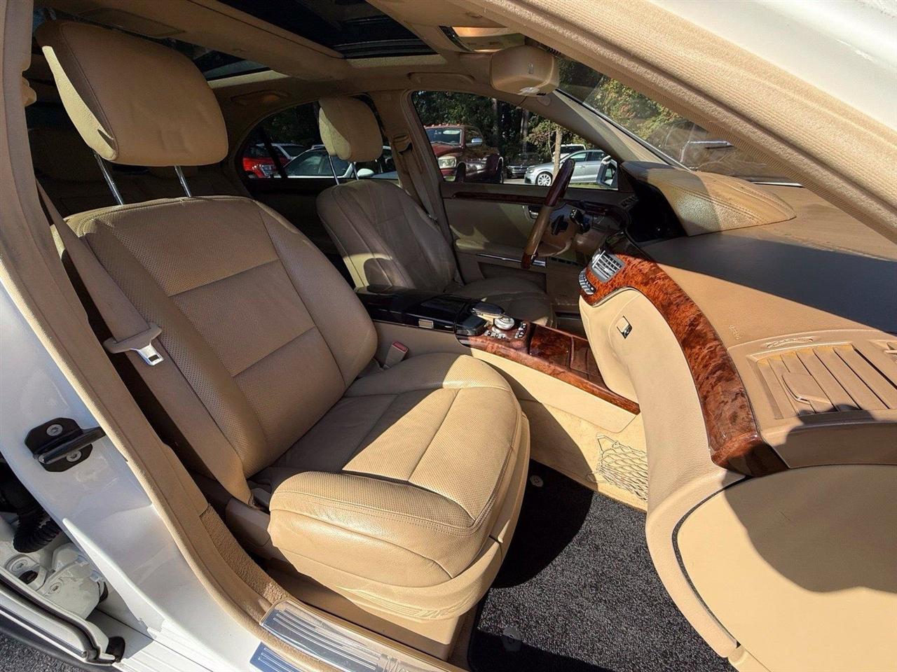 Mercedes-Benz S-Class  2010