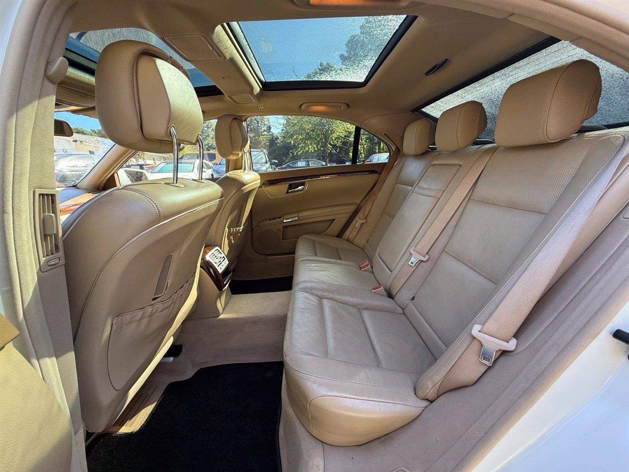 Mercedes-Benz S-Class  2010