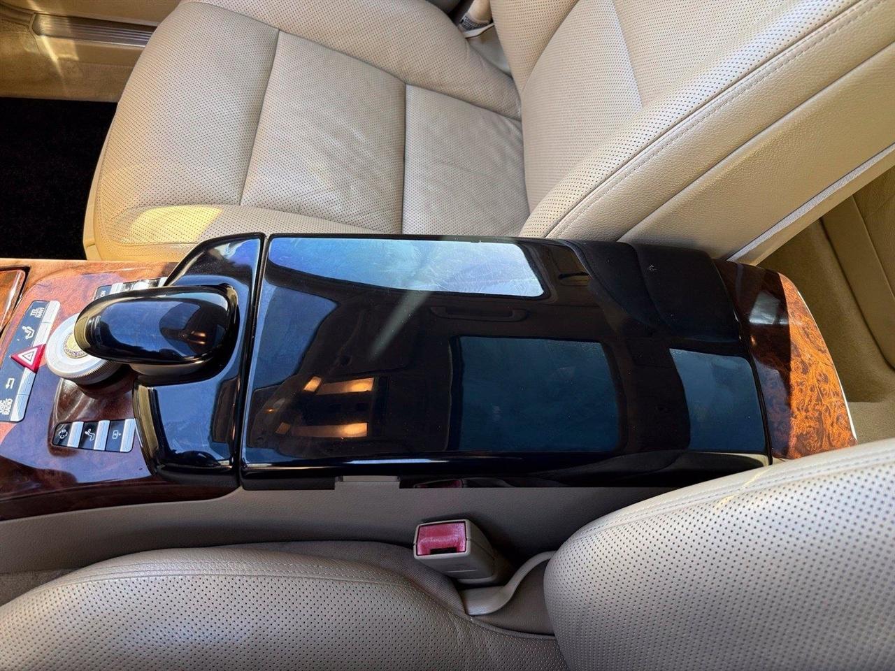 Mercedes-Benz S-Class  2010