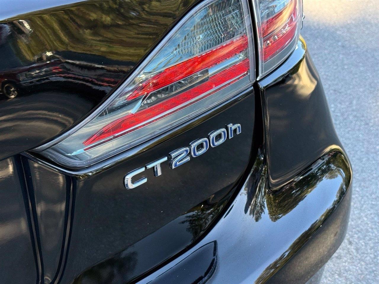 Lexus CT 200h  2016