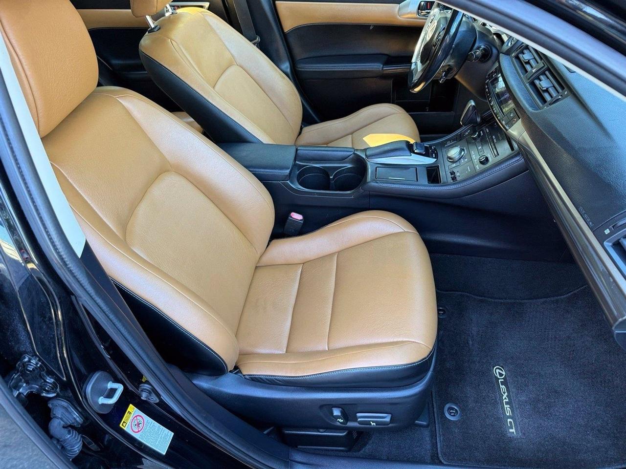 Lexus CT 200h  2016