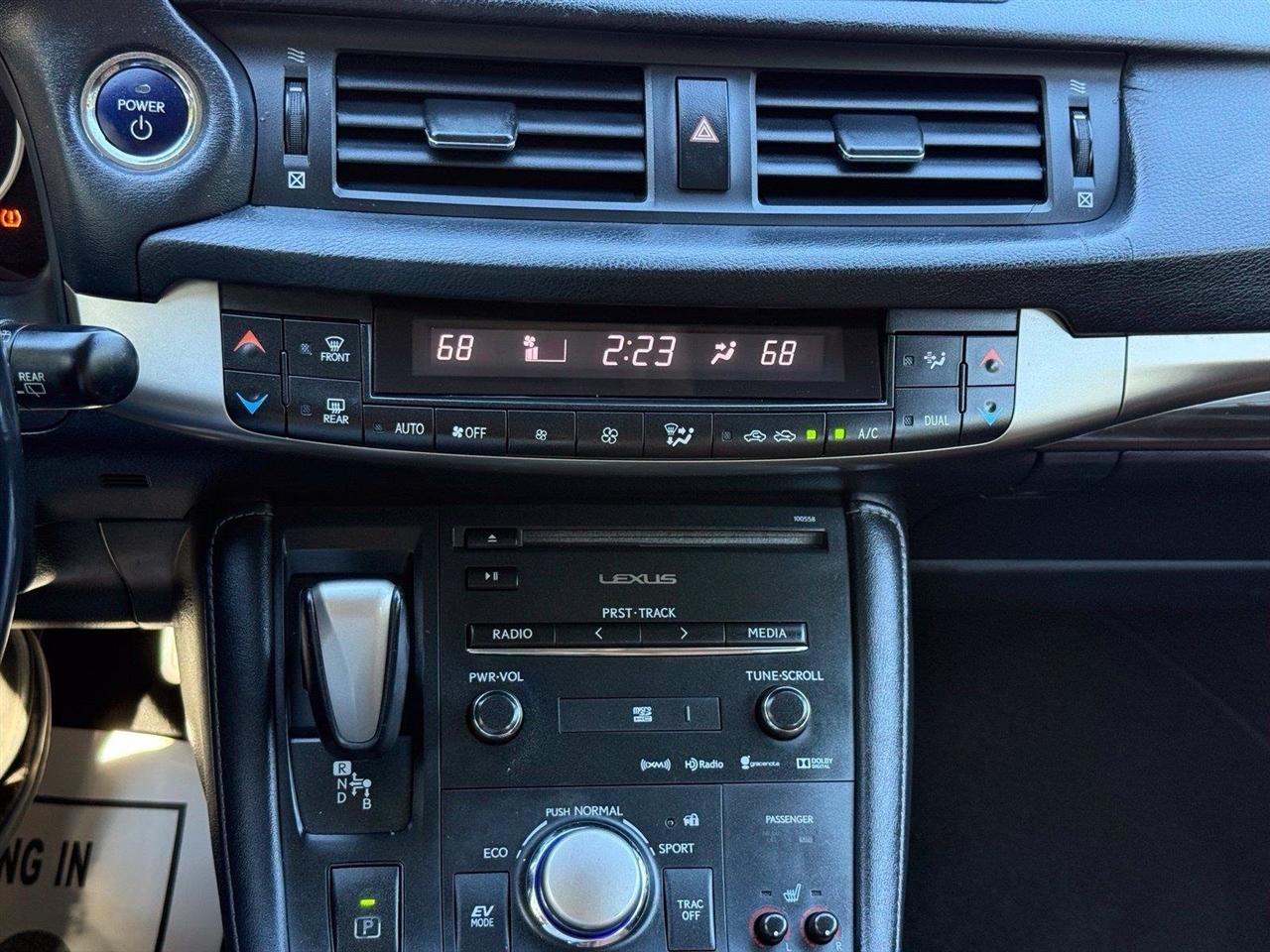 Lexus CT 200h  2016