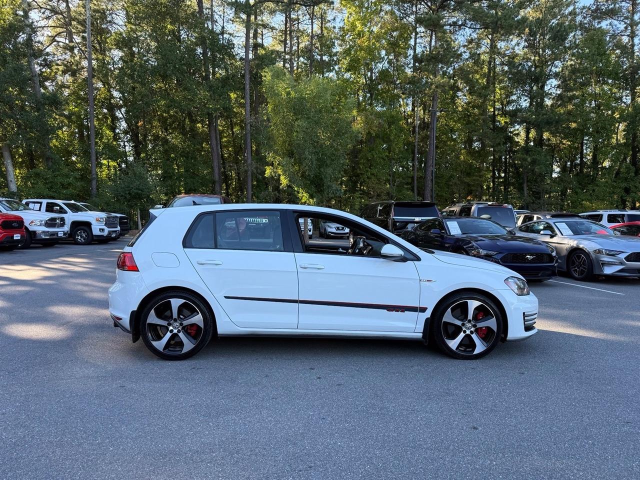 Volkswagen Golf GTI  2017
