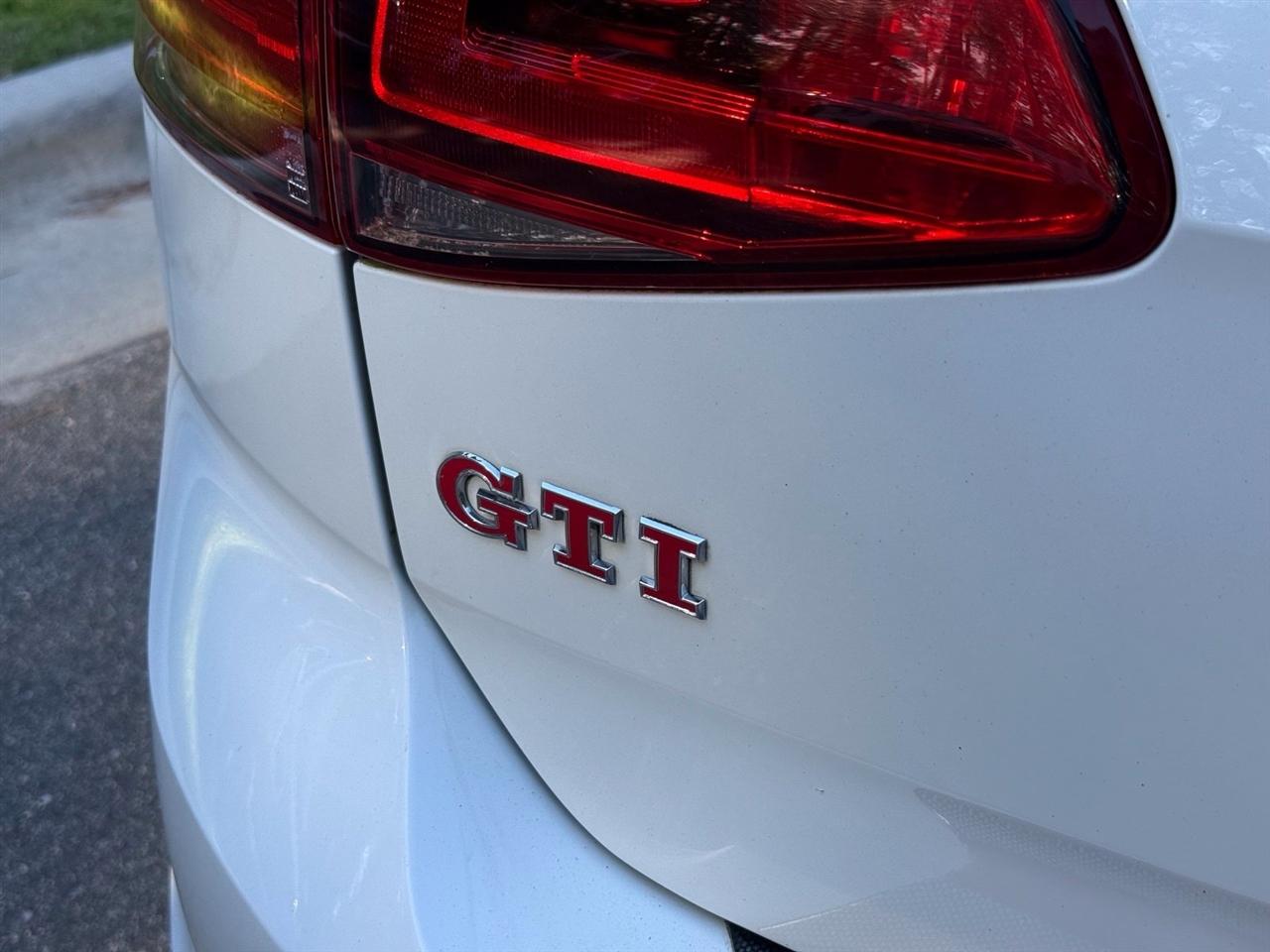 Volkswagen Golf GTI  2017