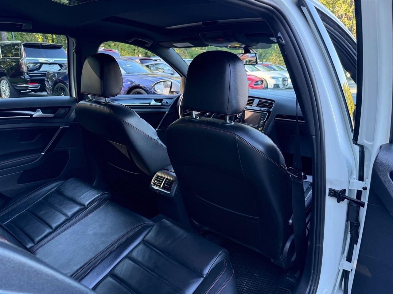 Volkswagen Golf GTI  2017