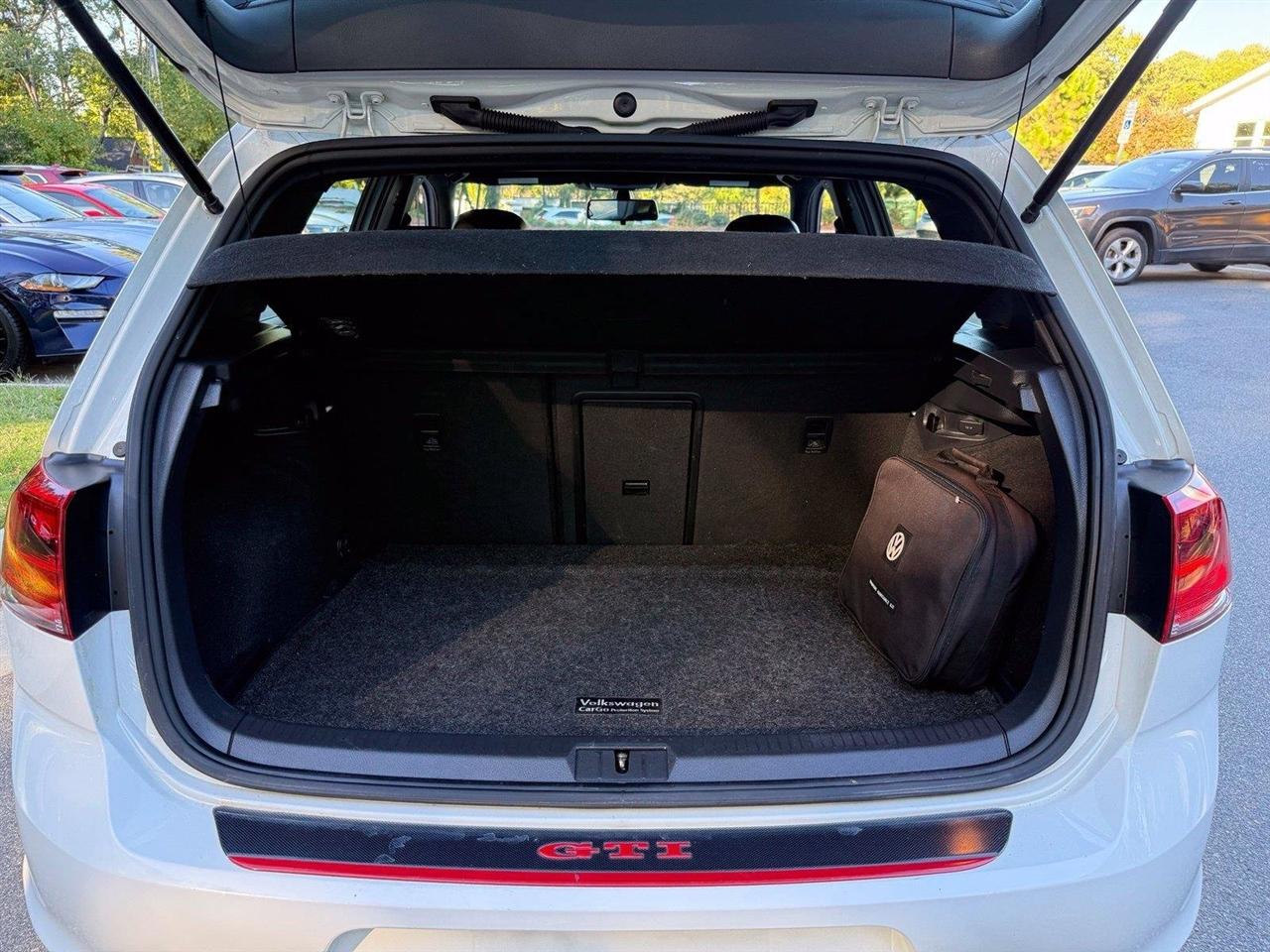 Volkswagen Golf GTI  2017