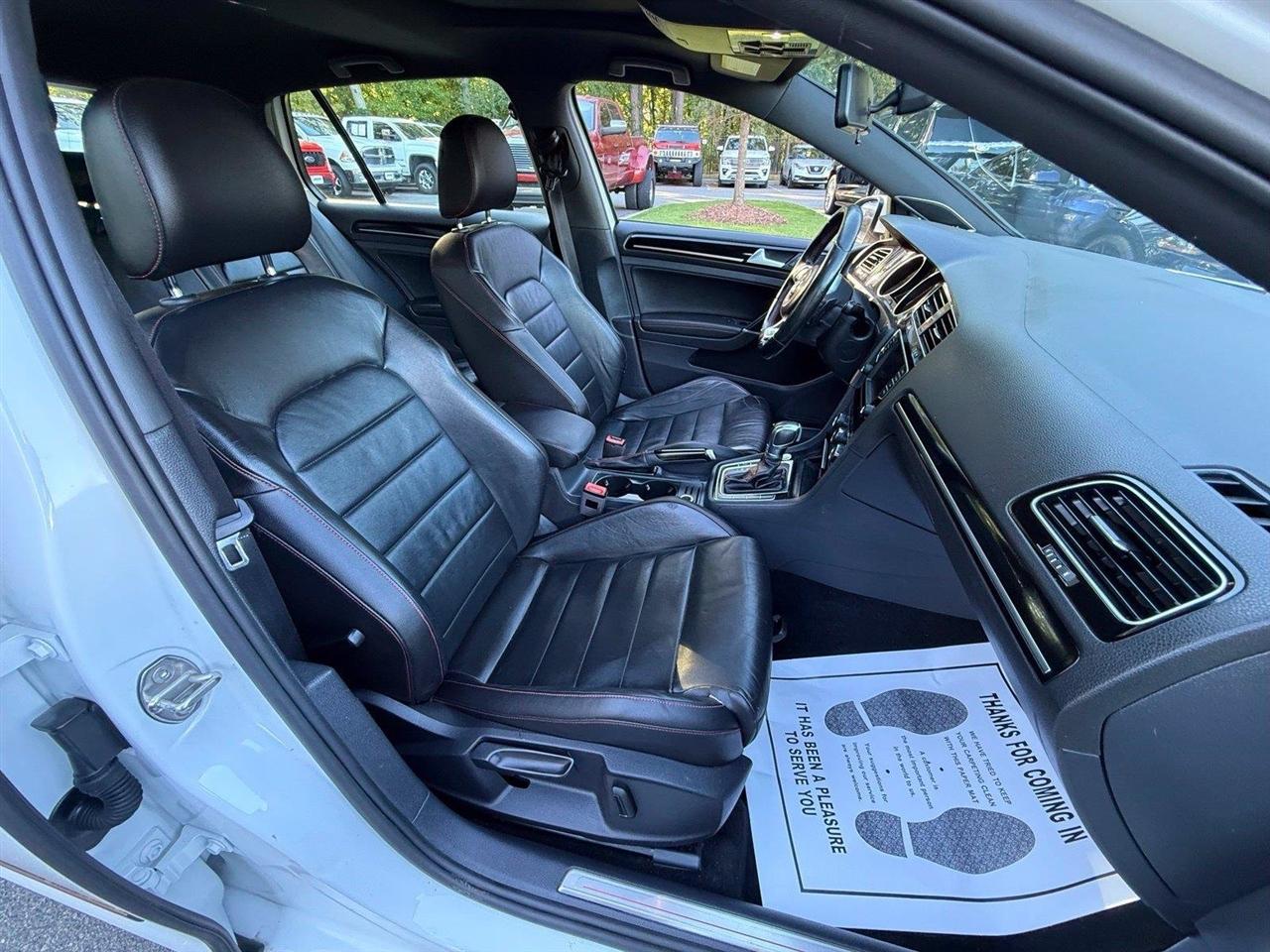 Volkswagen Golf GTI  2017