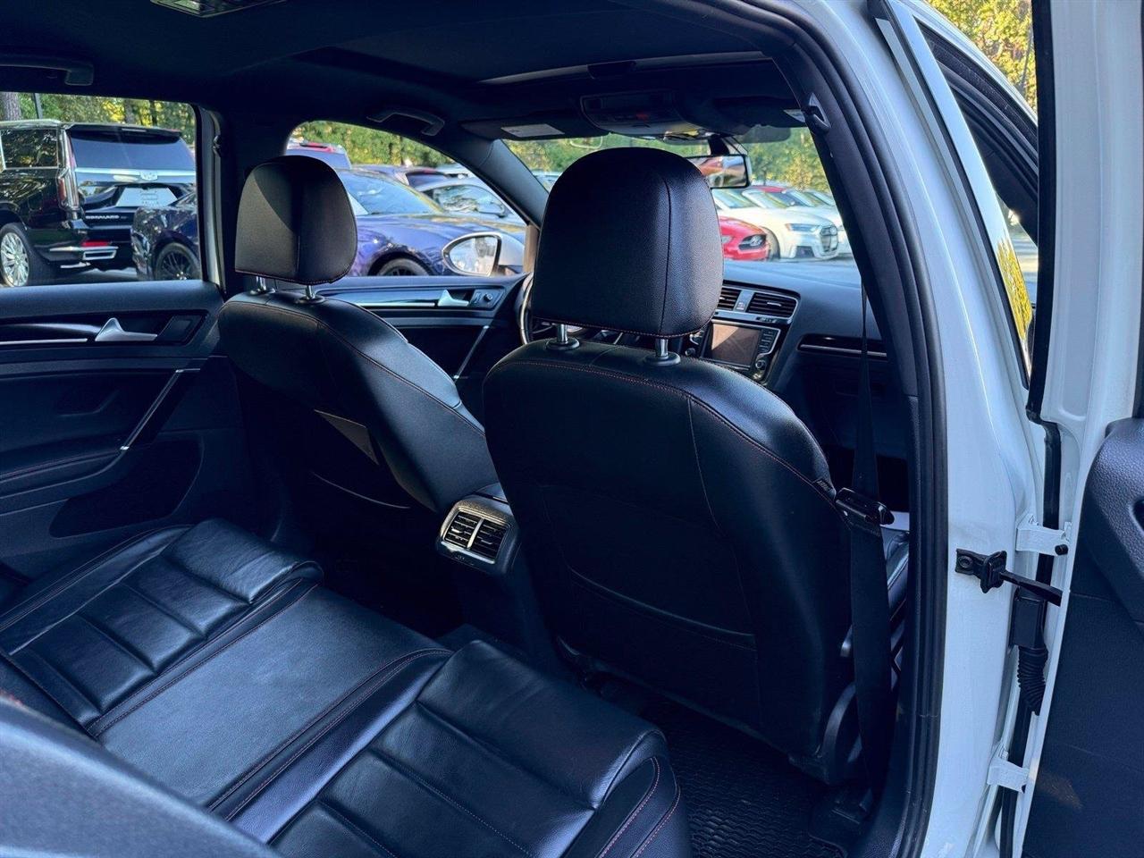 Volkswagen Golf GTI  2017