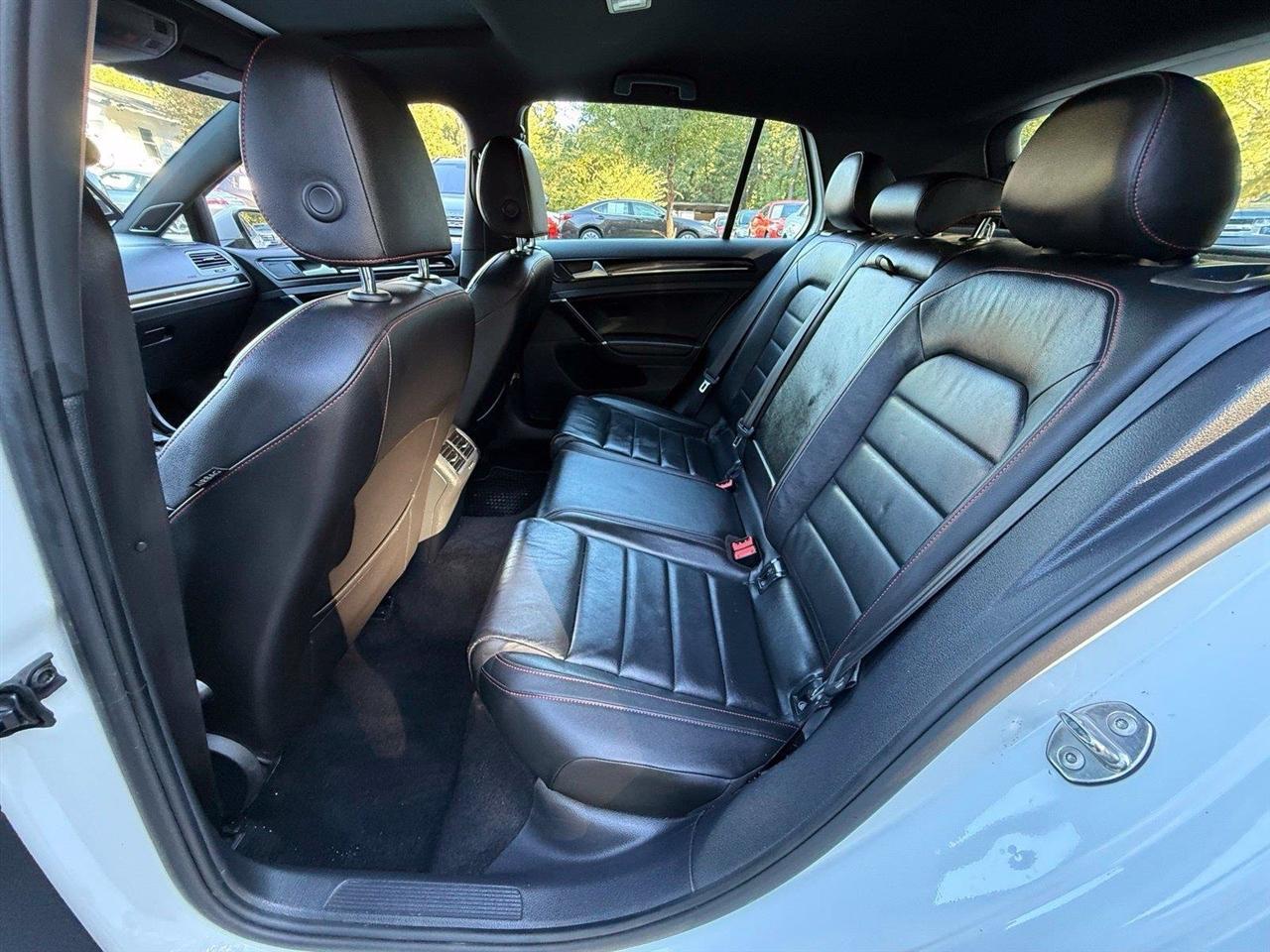 Volkswagen Golf GTI  2017
