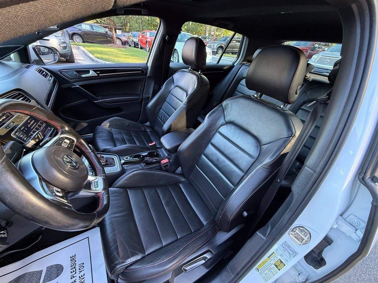 Volkswagen Golf GTI  2017