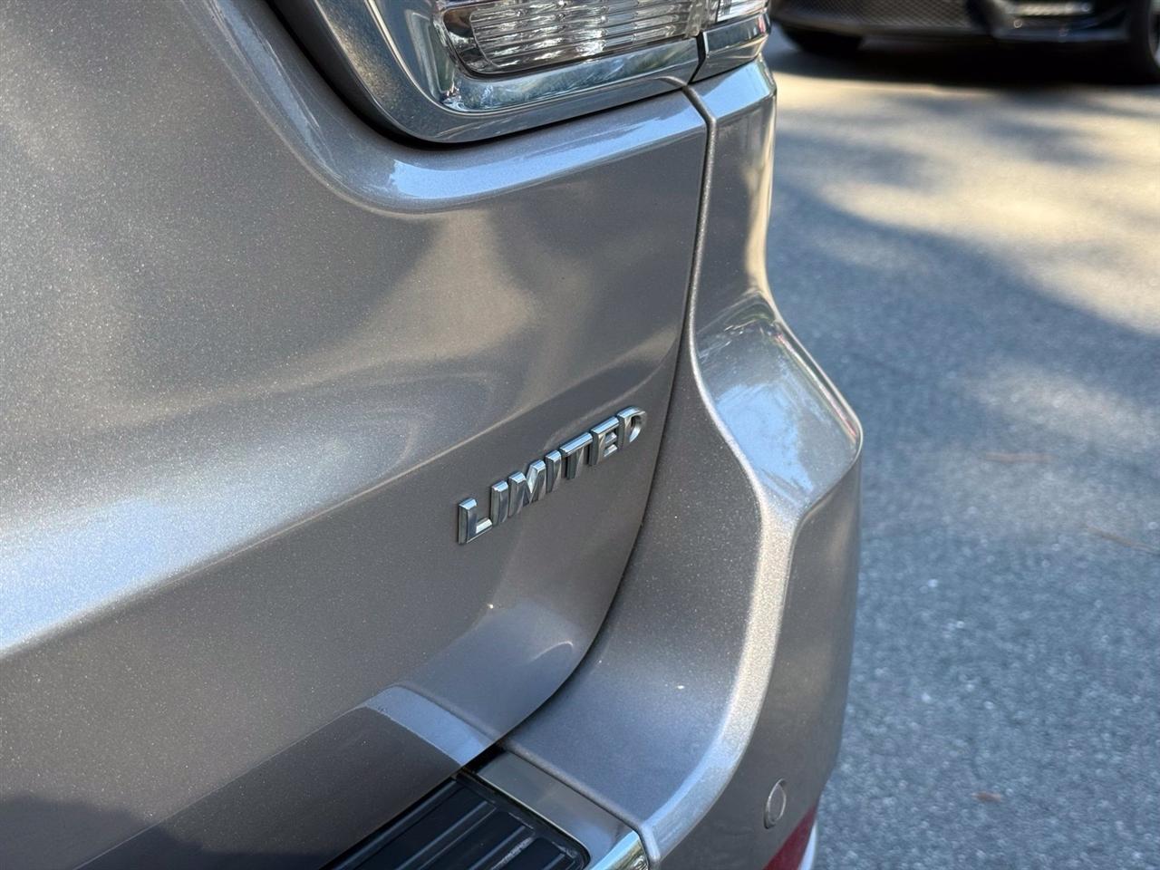 Jeep Grand Cherokee  2019