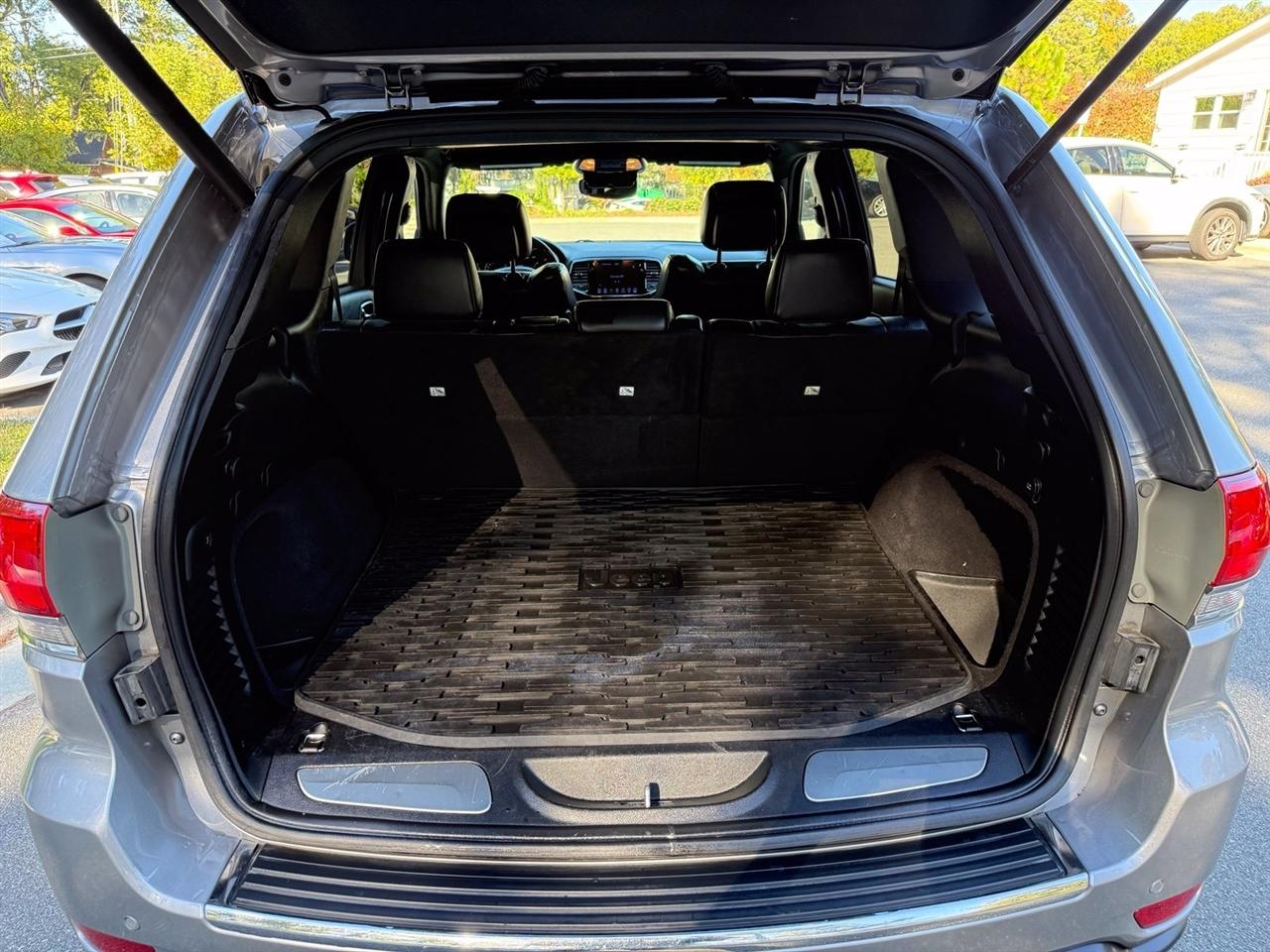 Jeep Grand Cherokee  2019