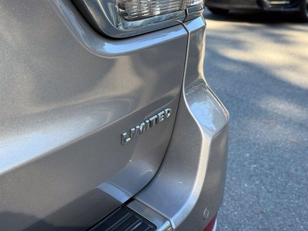 Jeep Grand Cherokee  2019
