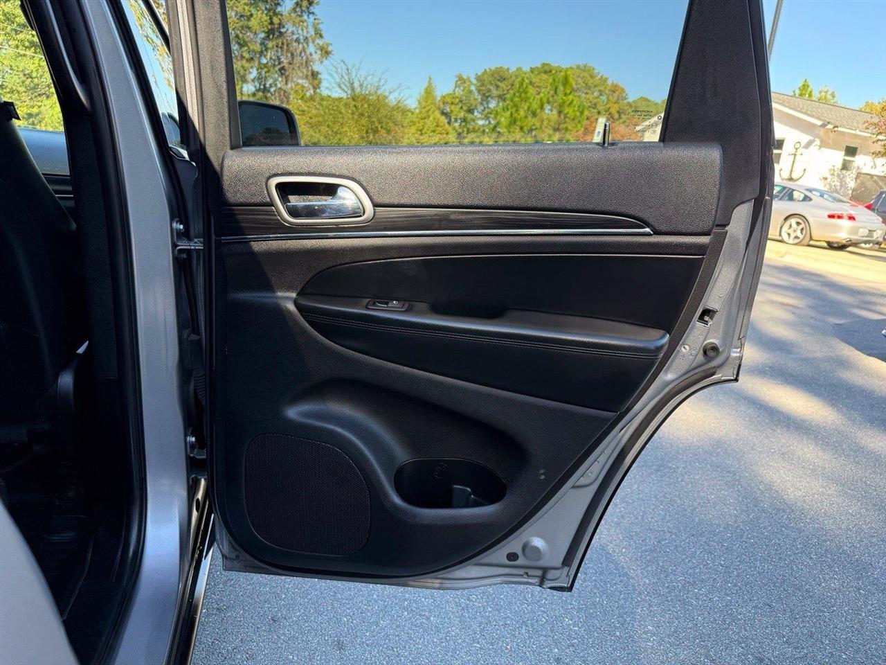 Jeep Grand Cherokee  2019
