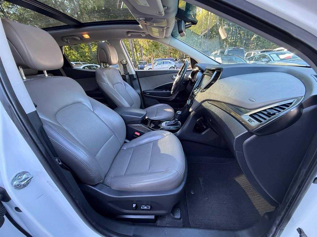 Hyundai Santa Fe  2013