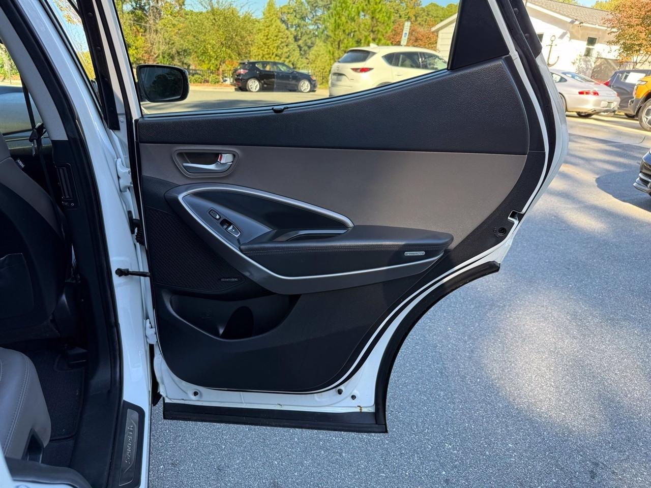 Hyundai Santa Fe  2013