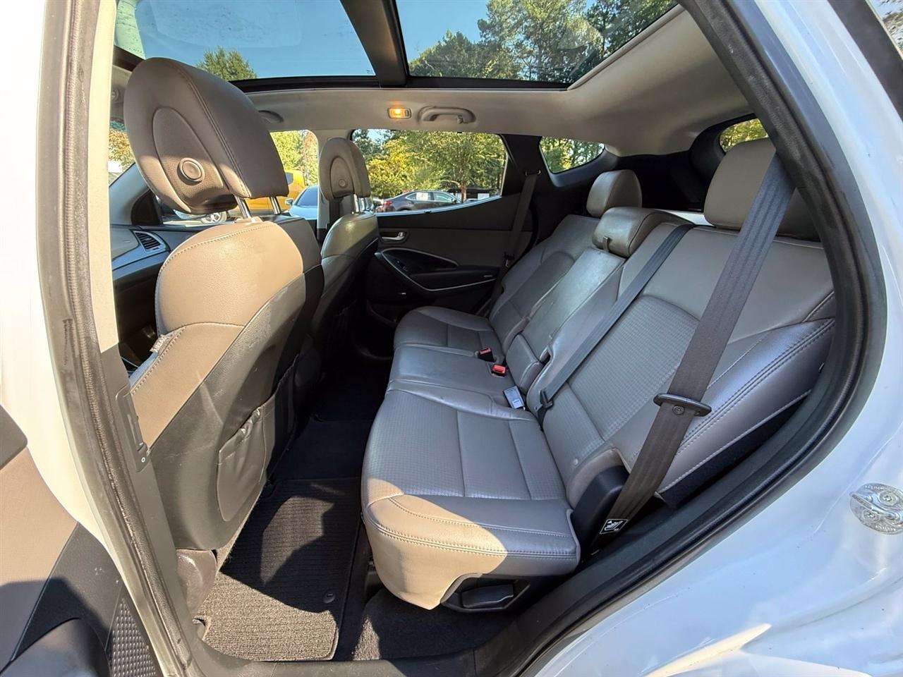 Hyundai Santa Fe  2013