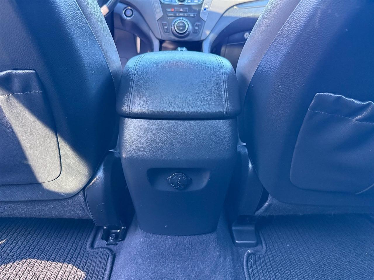 Hyundai Santa Fe  2013