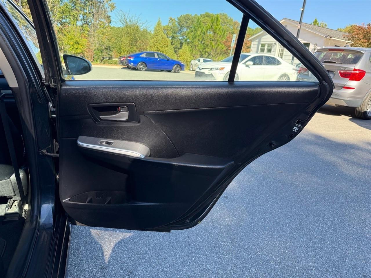 Toyota Camry  2013
