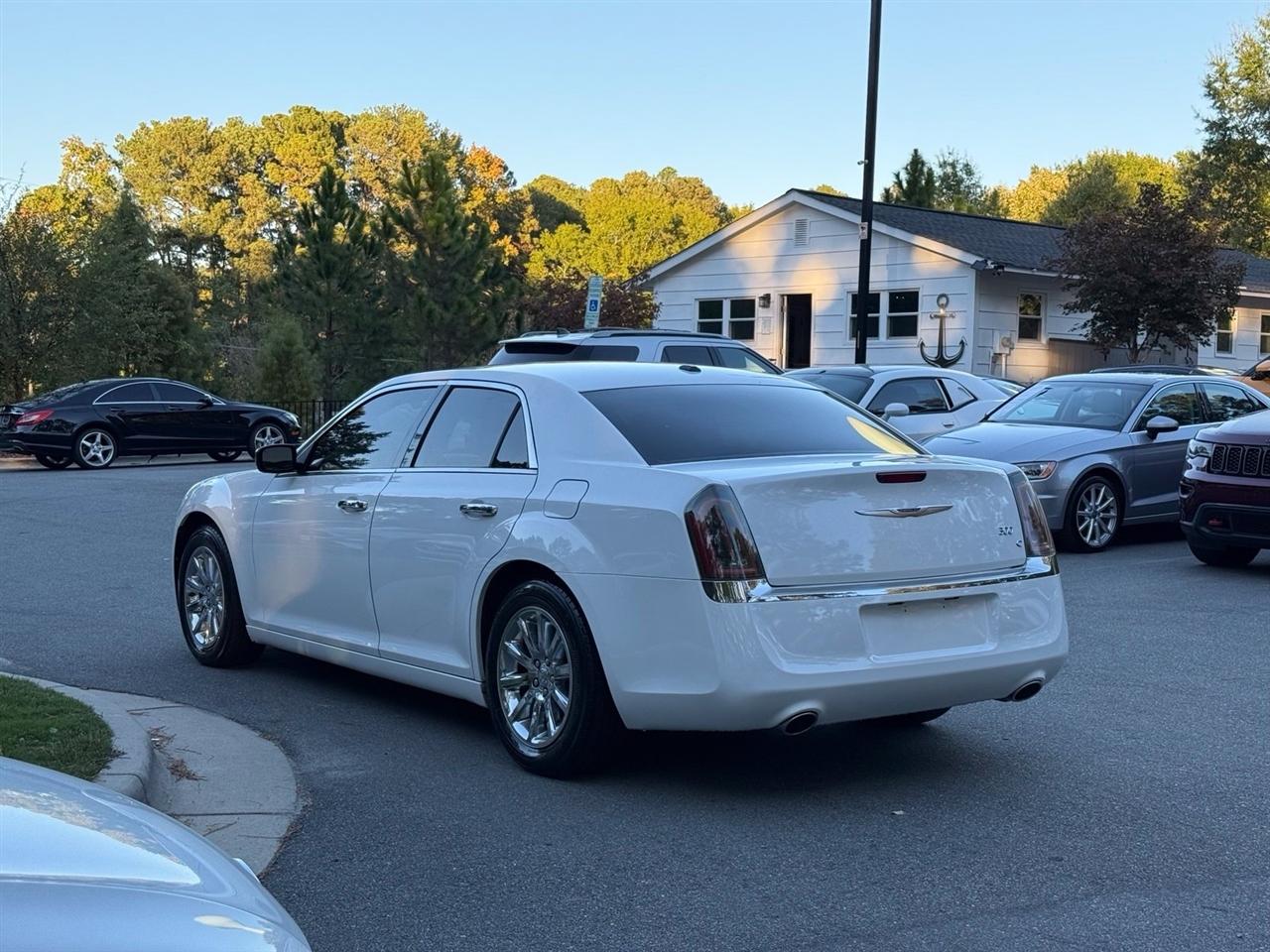 Chrysler 300  2014